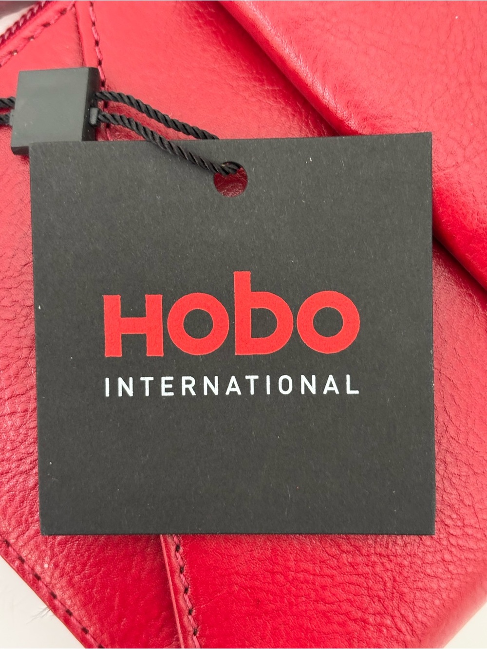 Hobo ‘Buon Viaggio’ Phone Wallet Crossbody Bag NWT Red Leather Adjustable Strap - Picture 11 of 12